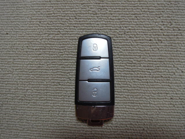 フォルクスワーゲン 純正 3ボタン スマートキー ワーゲン パサート 3CAXZF ドア トランク 作動確認済み 中古 | 220666拍卖