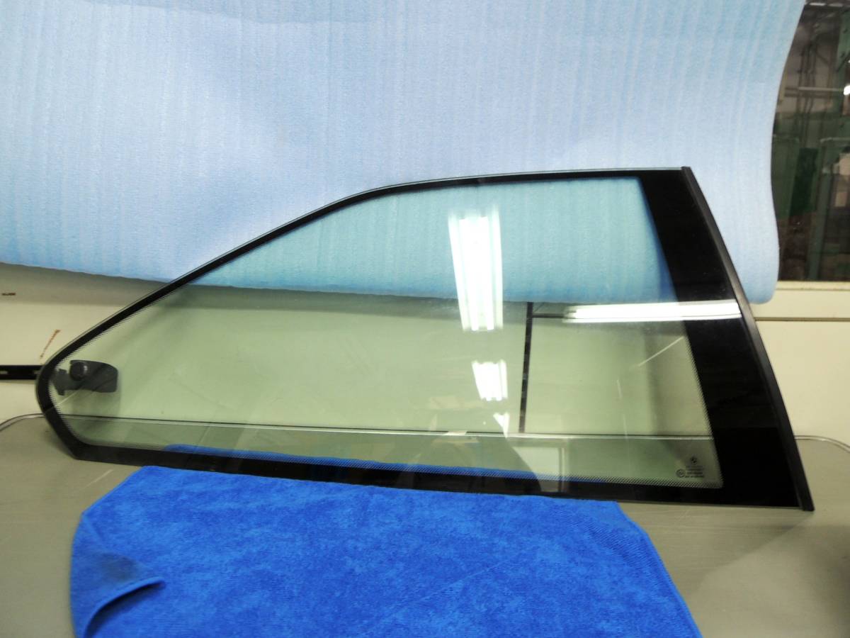 ・ BMW クーペ E36 318is 320i 純正 【右/リア】 ガラス 43R-00049 クォーター 窓 ウインドウ BM-01拍卖