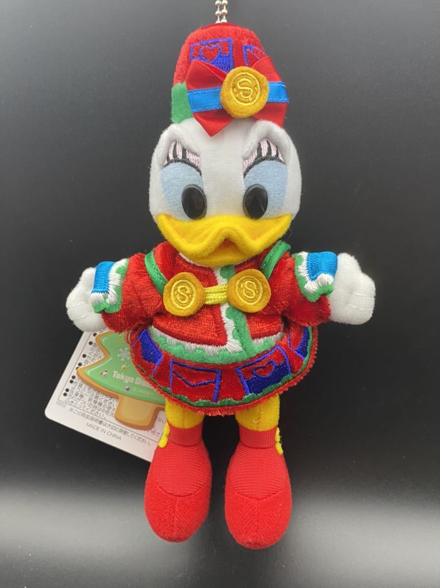173 クリスマス 2012 デイジー ぬいぐるみバッジ TDS TDL TDR ディズニーランド バッチ 未使用 タグ付き ぬいば拍卖