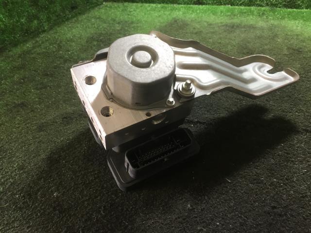 フレア DAA-MJ55S ABSアクチュエーター ZWY 70144拍卖
