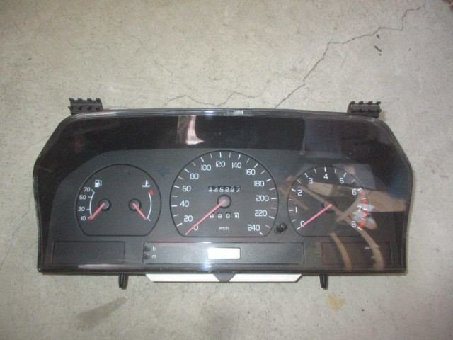 ■ボルボ 850 スピードメーター 中古 6849453 9128524 3545524 8B5254 部品あり インストゥルメントパネル タコメーター クラスター ■ 拍卖