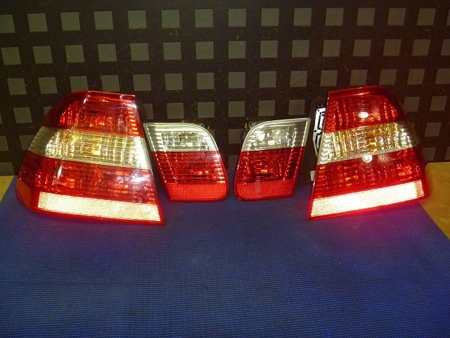 #1009 3シリーズ 320iWEA-ET16060NG 左右テールライトセット★拍卖