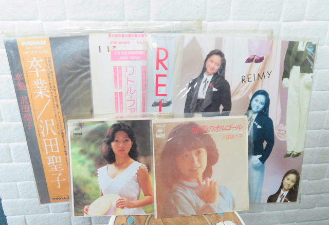 尾崎亜美 沢田聖子 川田あつ子 浜田朱里 麗美 REIMY リトルファンタジー 卒業 黒い瞳 秘密のオルゴール レコード LPレコード 昭和アイドル拍卖