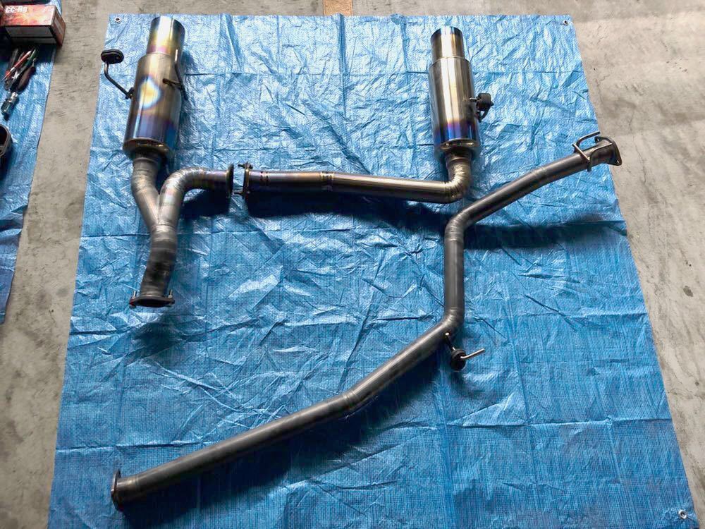 【中古】ホンダ シビック タイプR FD2 ワンオフ フルチタン フルストレート 2本出しマフラー サイレンサー付き拍卖