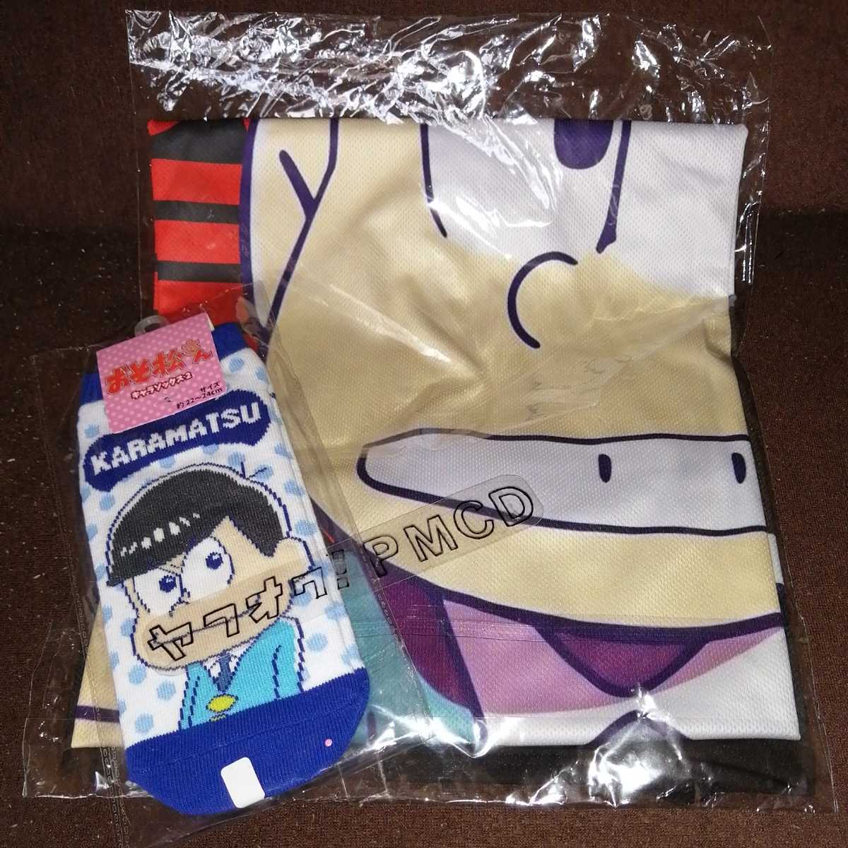 おそ松さん おそ松Tシャツ 半そで Lサイズ & キャラソックス2 カラ松さん拍卖