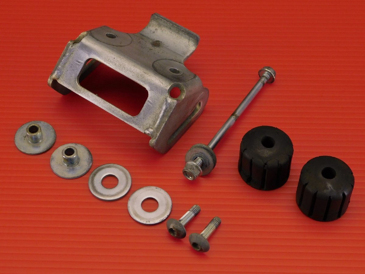 【評価A】送料0円◆ ホーネット900 CB900 SC48 純正 タンク 金具 マウント グロメット ゴム ブッシュ ラバー拍卖