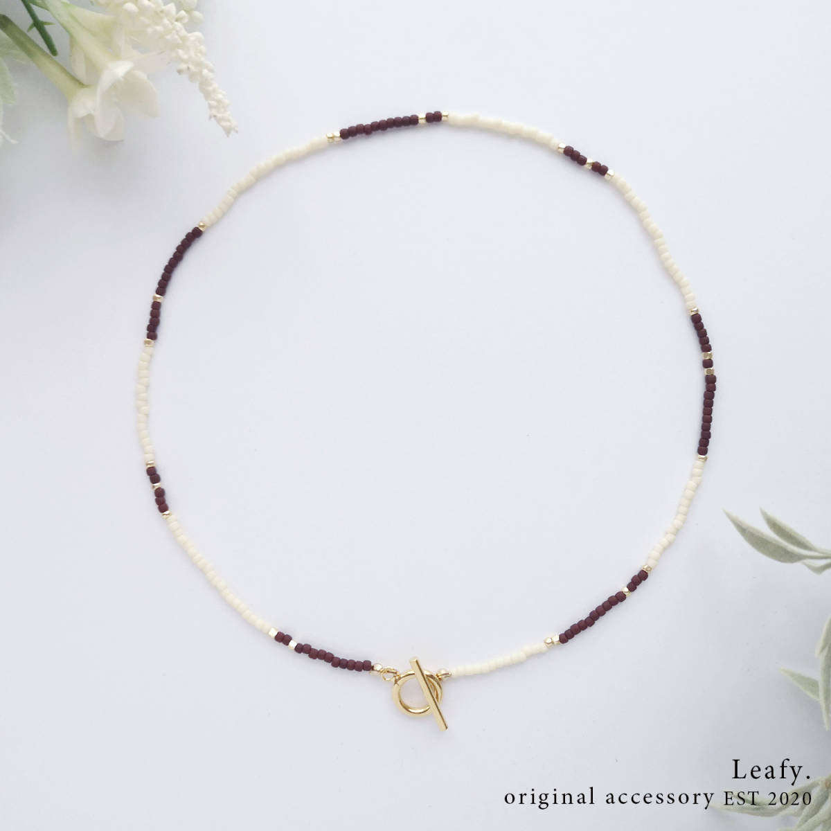 秋色ブラウンのショートビーズネックレス ビーズアクセサリー ゴールドミックス バイカラー マンテルネックレス拍卖