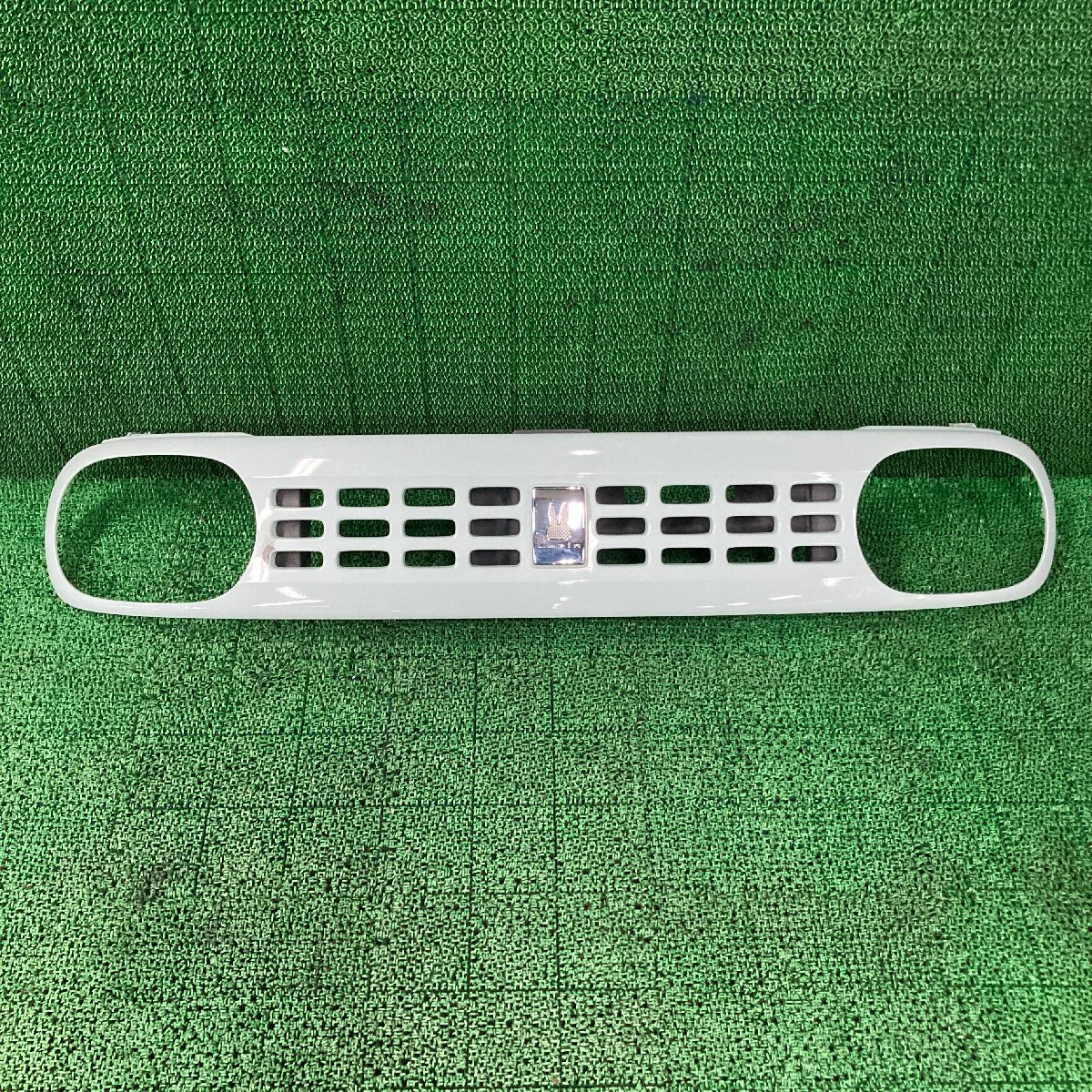 ♪最終値下げ!! アルト・ラパン X HE22S フロントグリル・ラジエーターグリル カラー FJZ 71721-85K0(W4075)♪拍卖