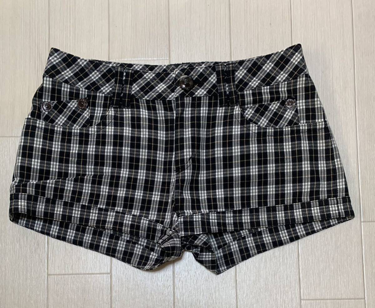 BURBERRY BLUE LABEL チェック柄ショートパンツ【38】美品 バーバリーブルーレーベル 短パン ショーパン 三陽商会拍卖