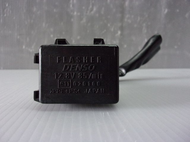 Y【2661】平成25年式 エブリィ DA64W FLASHER フラッシャー リレー 38610-84F00 066500-5351 棚Y27拍卖