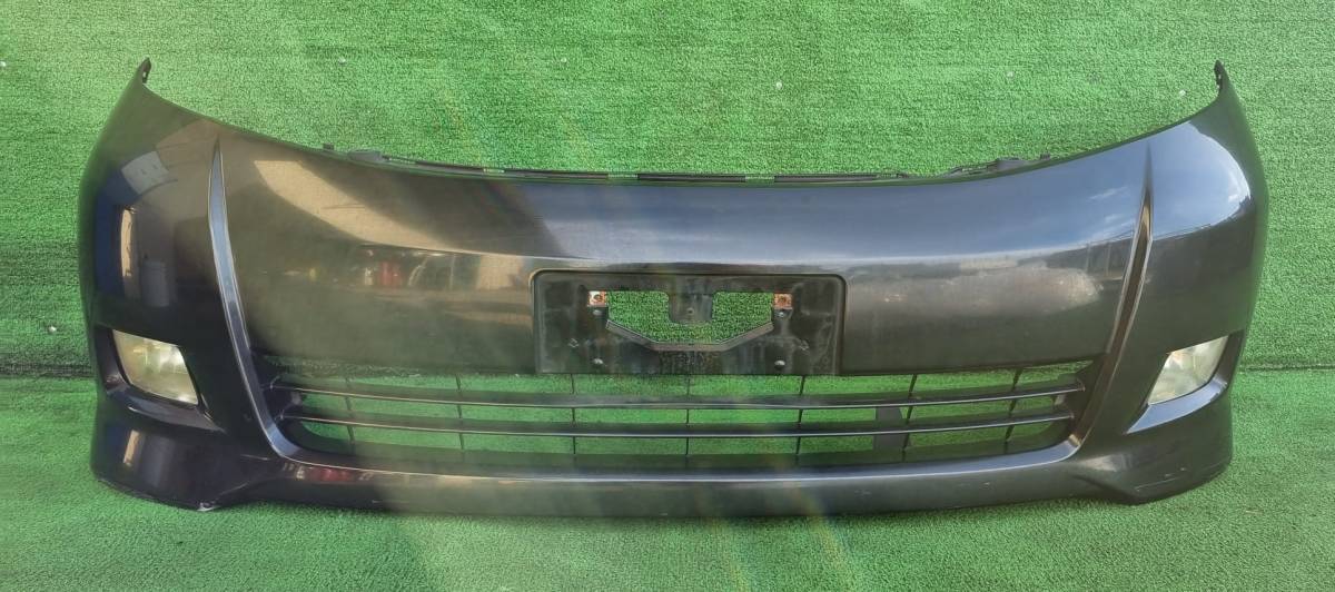 トヨタ アイシス ZNM10 フロントバンパー拍卖