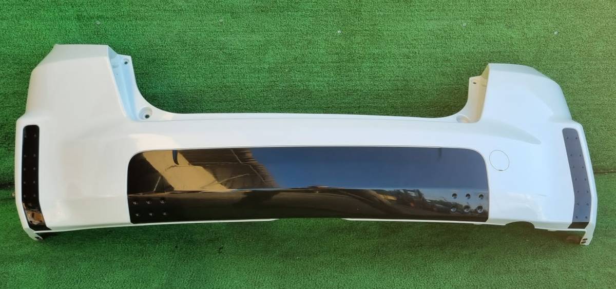 ホンダ フィット GE6 リアバンパー (NH624P ホワイトパール)拍卖