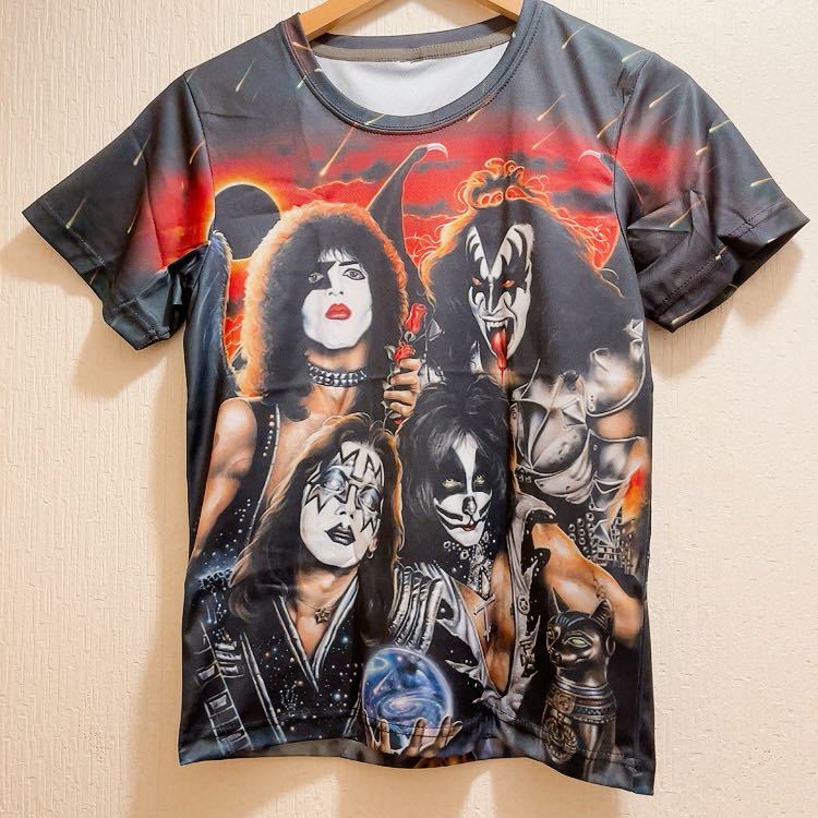 新品 ブラック地ハードロックバンド★KISS★ユニセックス★MバンドロックTシャツ★最終値下げ★他フリマでもセール中★現品限り早い者勝ち拍卖
