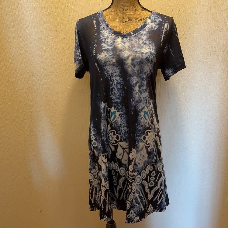★新品★Vネックネイビー&ホワイトエスニック風★総柄★花柄プリントワンピース★L花柄 拍卖