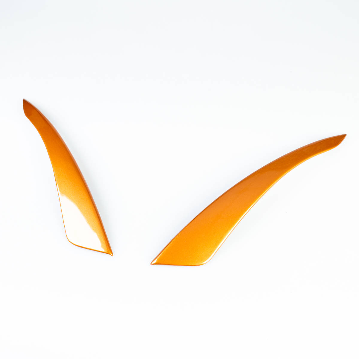 FRP製 アイライン 日産用 スカイラインクーペ CV35 2003-2007 外装 両面テープ取付 カラーコード:AX6 QEB-50543拍卖