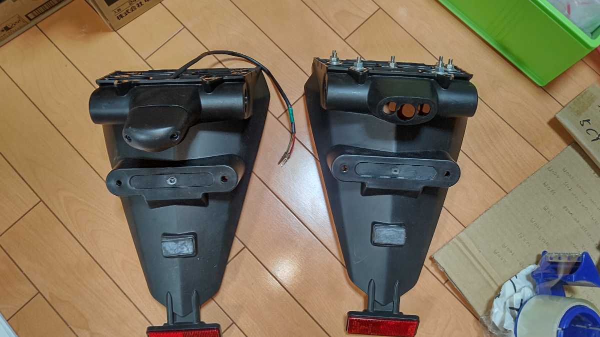 カワサキ ZRX1200 DAEG ZRT20D 純正 リアフェンダー 2個 マッドガード ZRX1200 ダエグ 35019-0097 kawasaki ノーマル拍卖