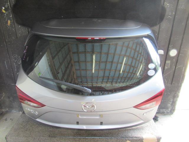 アクセラ DBA-BM5AS バックドアASSY 15C 4WD P5-VPS 6FT 38P M31.08拍卖