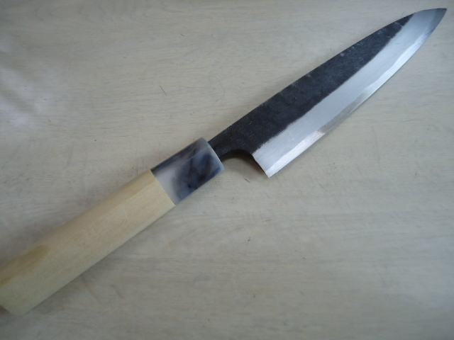 土佐黒打ち鍛造手造り 片刃右利き身卸出刃150 青鋼拍卖