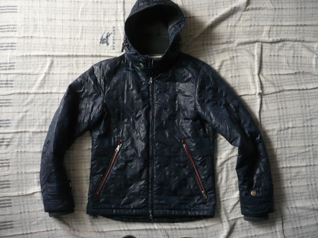 フーデッドジップアップジャケット拍卖