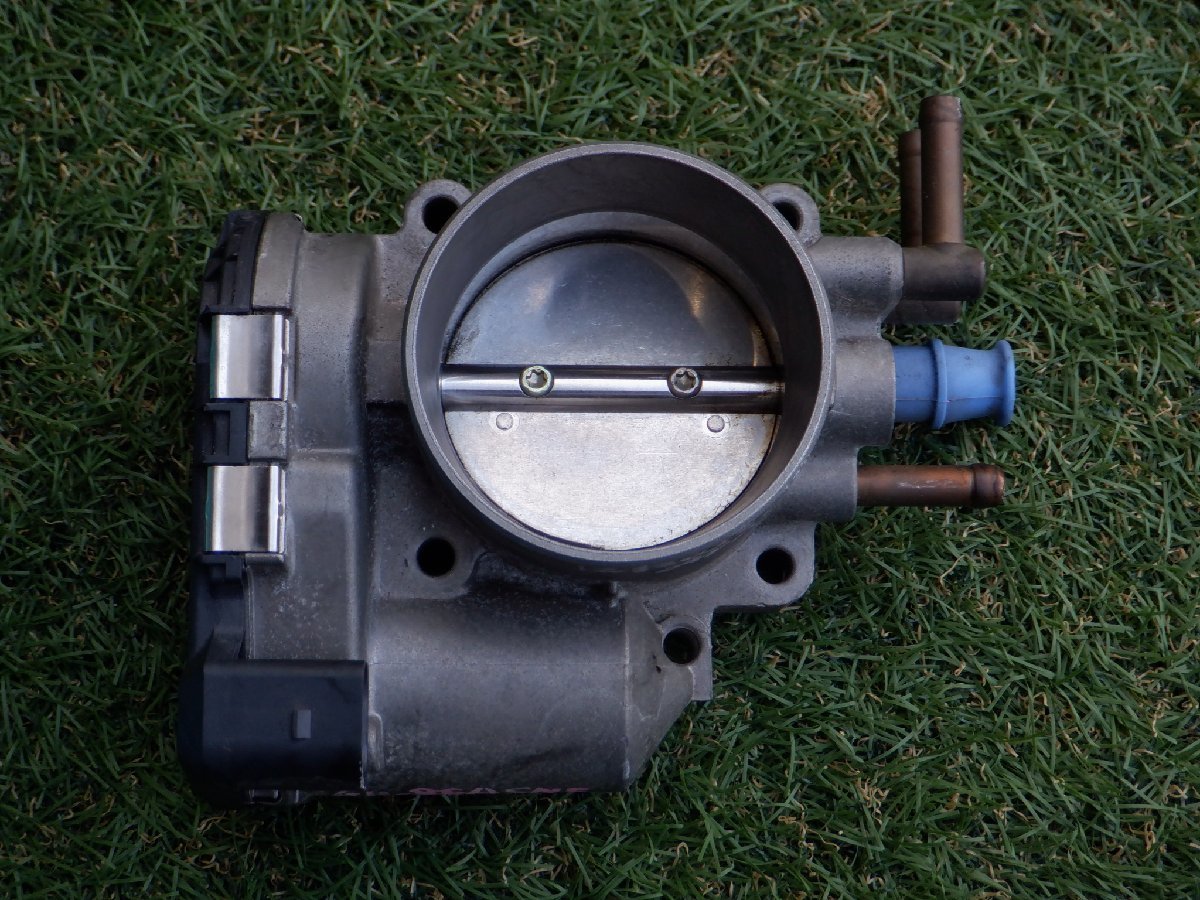 アウディ純正 GH-8EASNF 8E A4 3.0 クワトロ 2004年 スロットルボディ 078133062B m-22-9-389拍卖