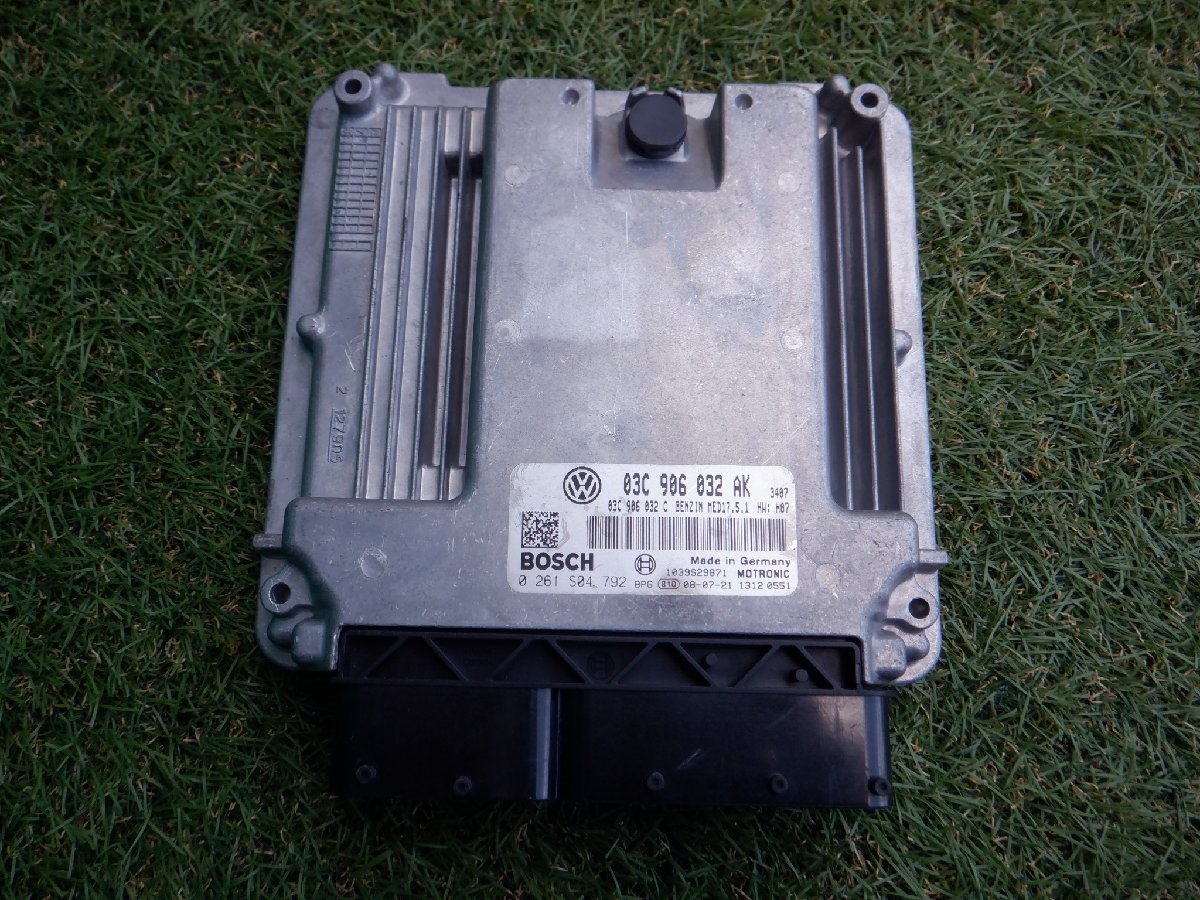 ワーゲン純正 VW ABA-1KBLG 1KB ゴルフ 5 GOLF 5 GT TSI 2009年 エンジン コンピューター ECU 03C906032AK m-22-9-395拍卖
