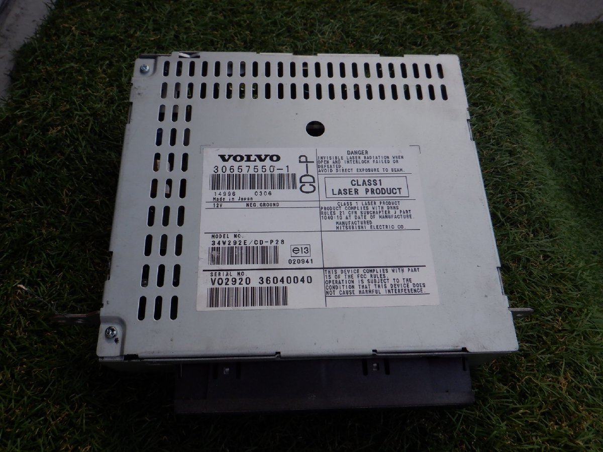 ボルボ純正 VOLVO LA-CB5254AW XC90 2.5T 2004年 CDチェンジャー CDデッキ CDプレイヤー ユニット 30657550-1 m-22-9-435拍卖