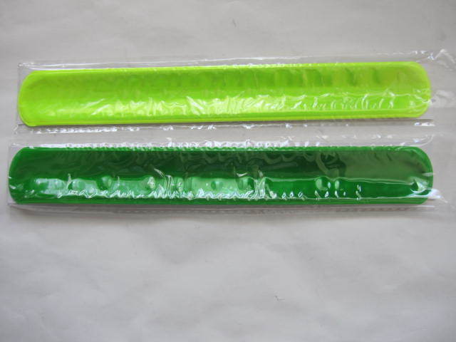 新品 未使用 反射板 リフレクター グリーン系 黄色 2種類セット バンド 巻き付タイプ 防犯 交通安全 セキュリティ 自転車 拍卖