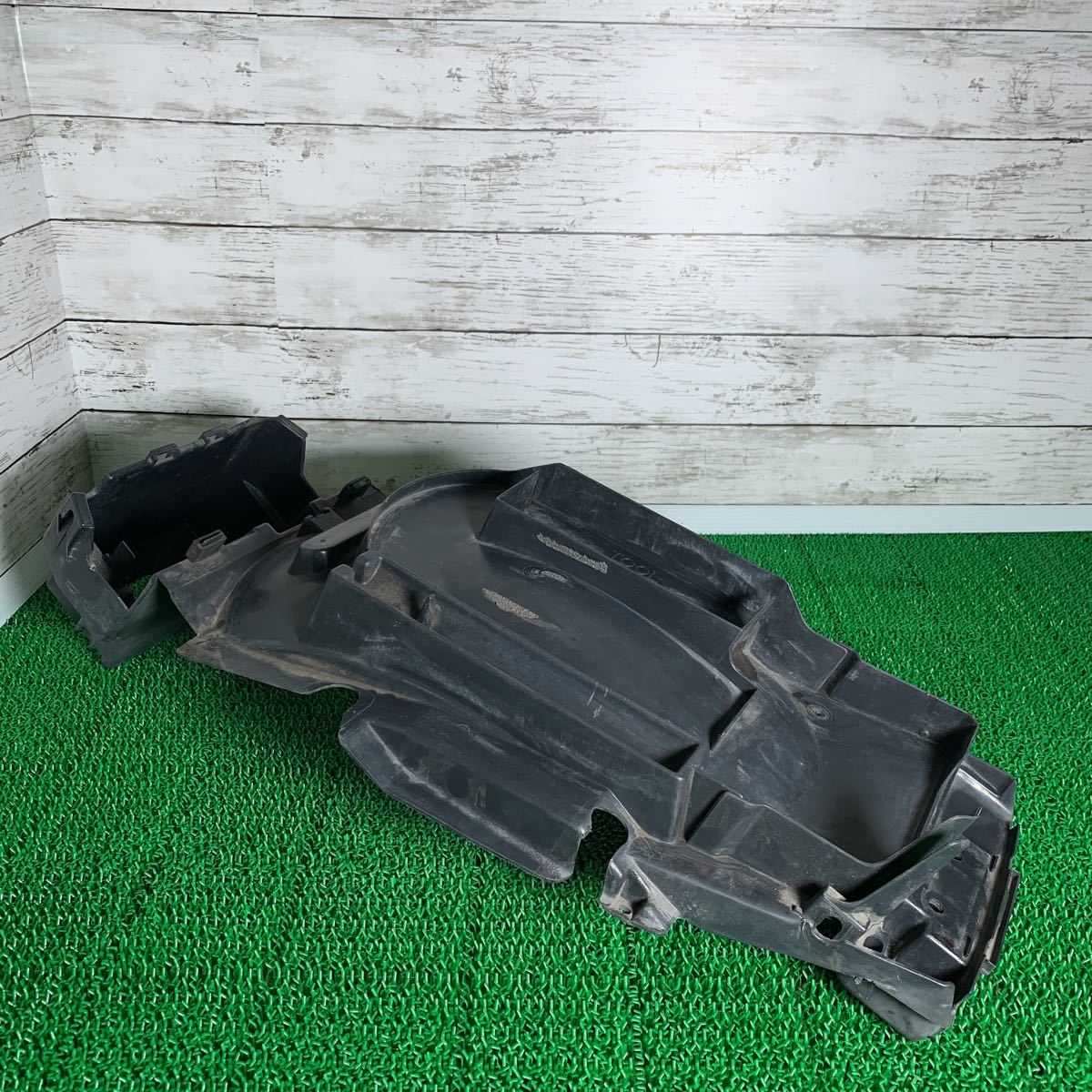 HONDA CB1300 SC40 インナーフェンダー拍卖