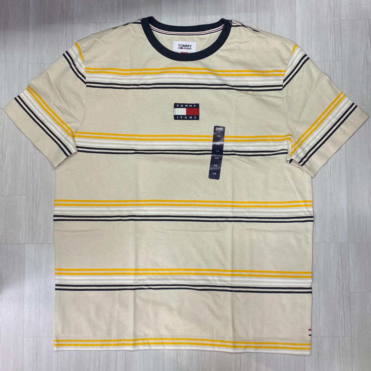 TOMMY HILFIGER USA正規品 【L】 TommyJeans トミージーンズ TJ ストライプ バッジロゴ 90s オーバーサイズ Tシャツ Oatmeal (R4F-5)拍卖