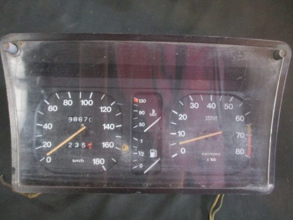 ■アウトビアンキ A112 アバルト スピードメーター 中古 インストゥルメントパネル クラスター メーター タコメーター ■拍卖