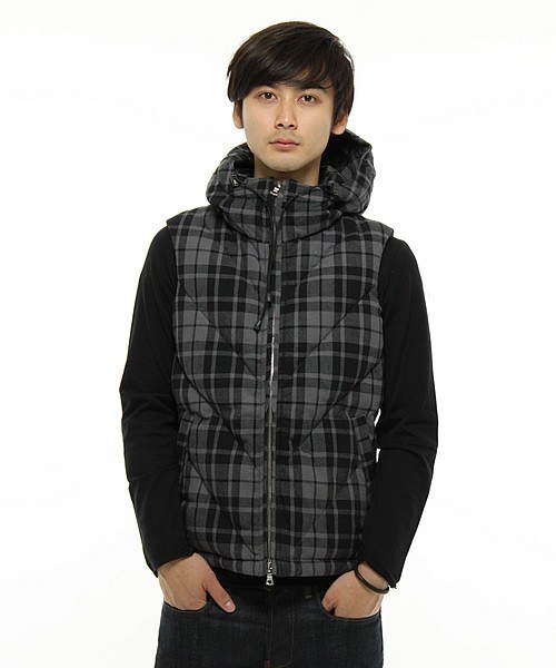 新品 DETAILS ディテイルス ブラックチェック ダウンベスト拍卖