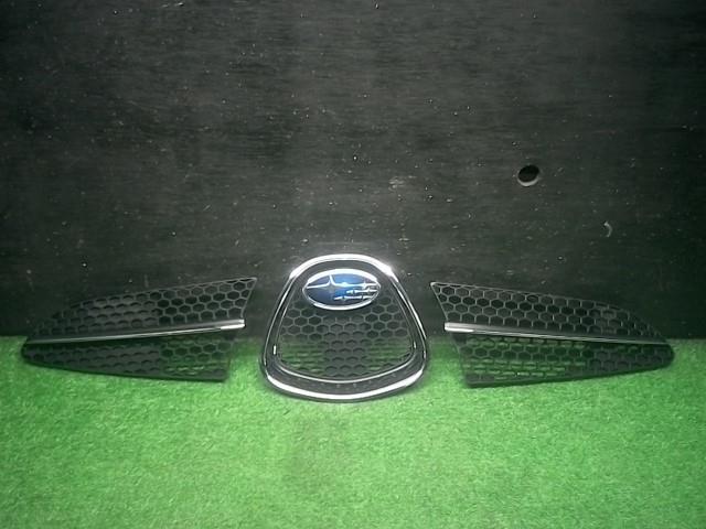 ☆H16年 R2 R RC1 ラジエータグリル 32J 91121KG020/91121KG000/91121KG010拍卖