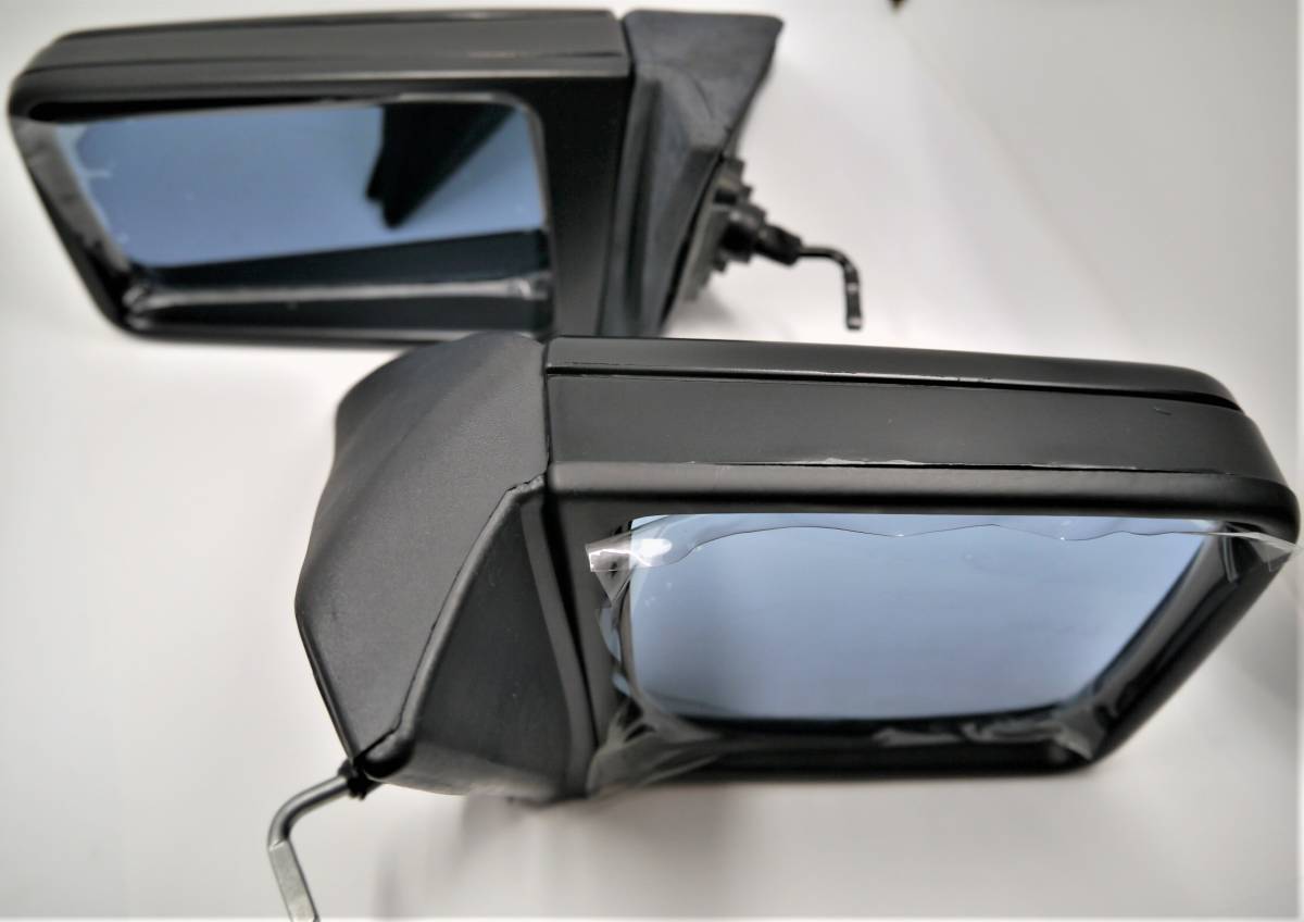 (送料込) BENZベンツ W124 W201 190シリーズ ドアミラーガラス付 左右セット未塗装【左ハンドル・ブルーガラス・新品】手動確度調整タイプ拍卖