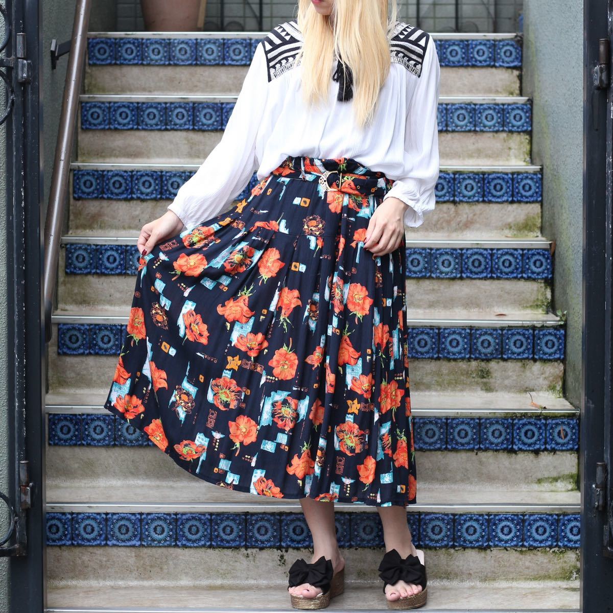 USA VINTAGE FLOWER PATTERNED BELTED DESIGN SKIRT/アメリカ古着花柄ベルトデザインスカート拍卖