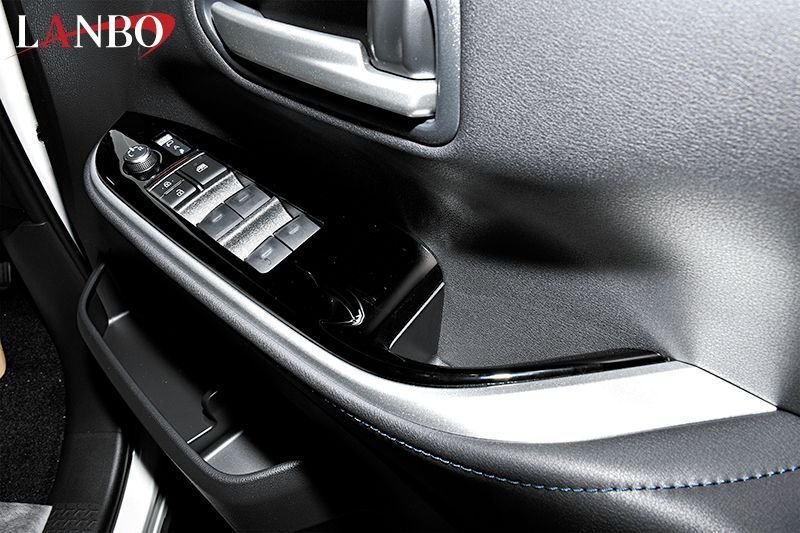 【M's】 トヨタ ノア ボクシー 90系 ZWR/MZRA90・95W LANBO ドアスイッチパネル 2ピース(運転席側/助手席側) ピアノブラック LP1101 拍卖
