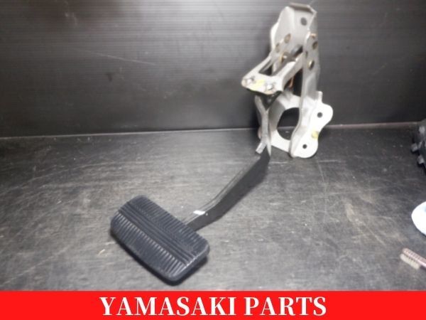 HR34 スカイライン 純正 ブレーキペダル 38060/A2拍卖