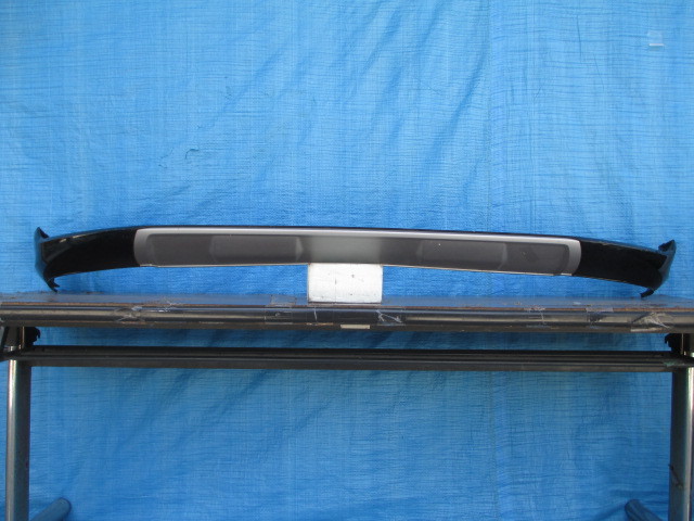 ☆AW25 アウディ Q2 81A フロント スポイラー 黒 81A807110B拍卖