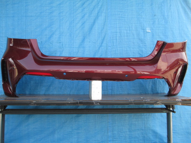 ☆AW81 BMW F40 1シリーズ Mスポーツ リアバンパー 赤 51128070949拍卖