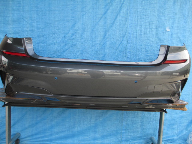 ☆AW152 BMW G20 Mスポーツ 3シリーズ リアバンパー グレー 51128069387拍卖