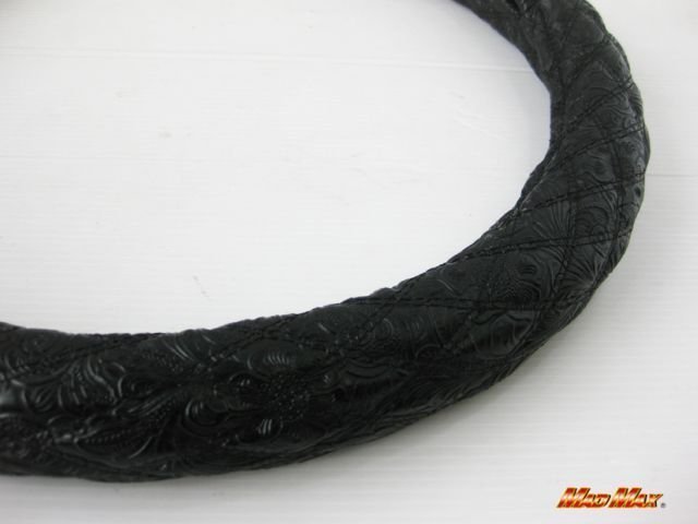 【送料800円】トラック用品 国産和彫り ブラック/ブラック ダブルステッチ ハンドルカバー LSサイズ/ステアリングカバー拍卖