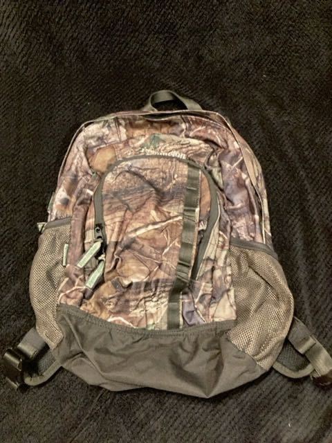 ◆Remington◆ 迷彩バックパック】リュックサック: モッシーオーク迷彩 30L程度 レミントン 狩猟 射撃 シューティング ハンティング 猟友会拍卖