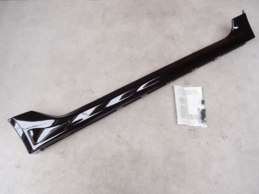 新品 三菱純正OP ROAR Z26A コルト サイドステップ 右側 黒◎拍卖