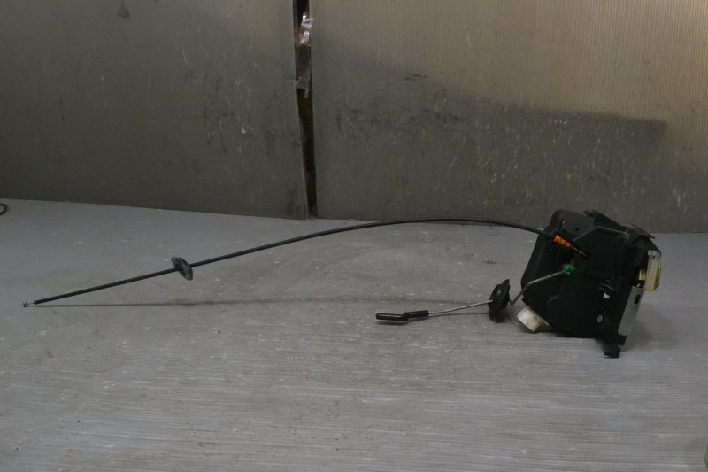 ミニクーパ 右ハンドル 後期(RA16) 純正 左 フロント ドアロック アクチュエーター / 51 20 0 556 770 K063492拍卖