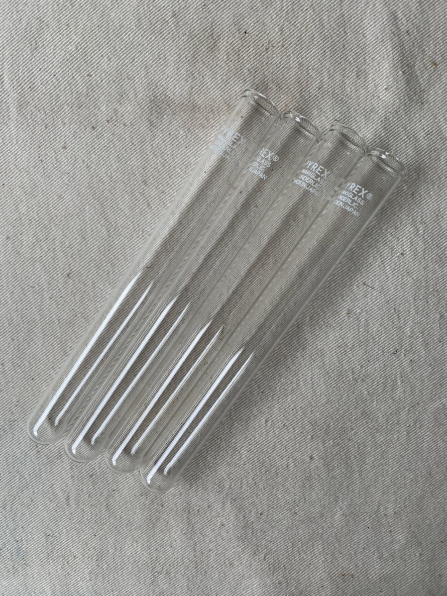 美品 日本製 PYREXパイレックスガラス製試験管4セット 昭和レトロインテリアディスプレイ古道具アンティークビンテージコレクション雑貨拍卖