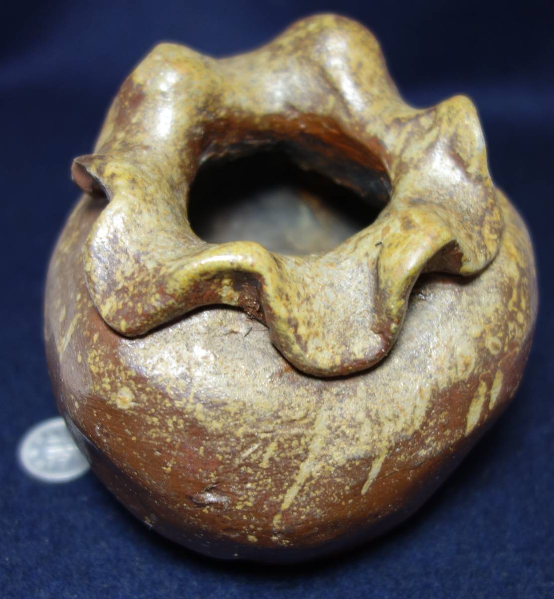 大正期(松方幸次郎時代) 上品 茶室 華道具 花口銅環 掛花入 伊部焼 陶磁器研究拍卖