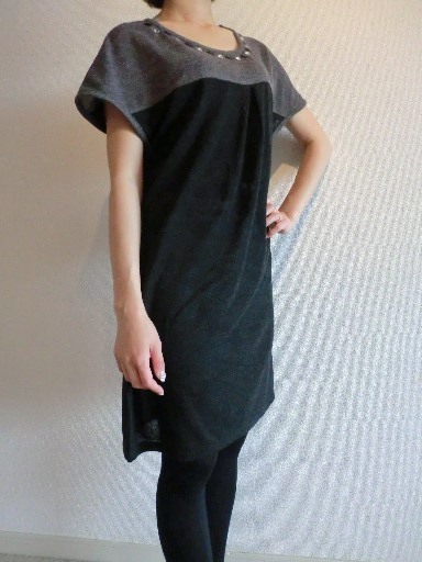 【KCM】yng-40-L★新品未使用★【トゥージュールアンサンブル 】フレンチスリーブ 半袖 チュニック ビジュー付き L グレー拍卖