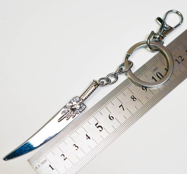 キーホルダー FF7 ファイナルファンタジー グッズC 銃剣2 ガンブレード ガンソード拍卖