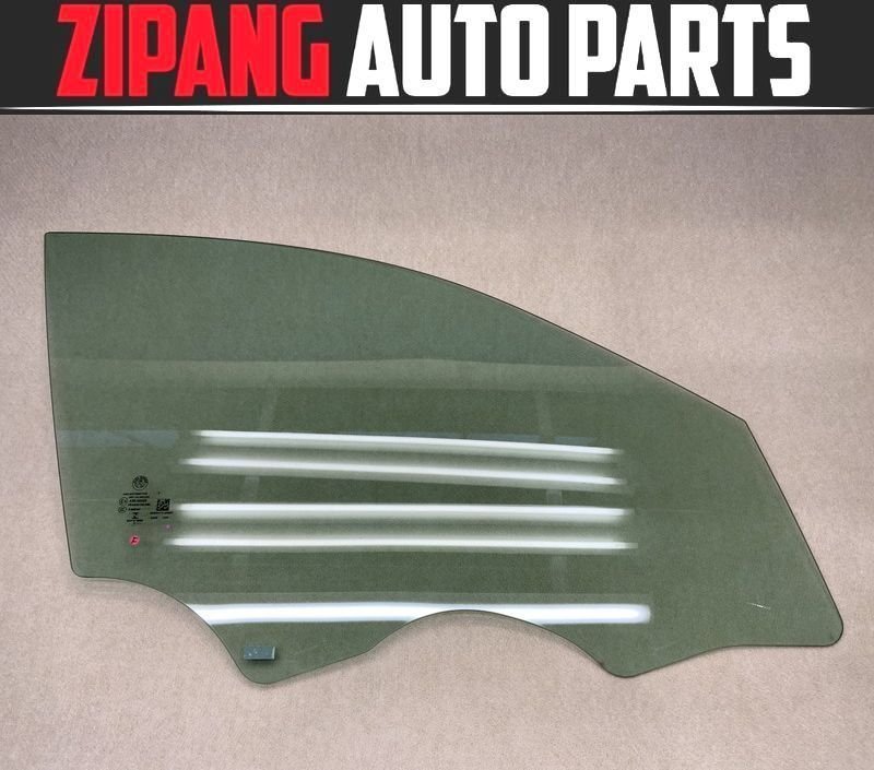 AR019 952 アルファ ジュリア スーパー 右フロント ドア ガラス/AGC AUTOMOTIVE M25 ★破損無し ◎ ★即決★拍卖