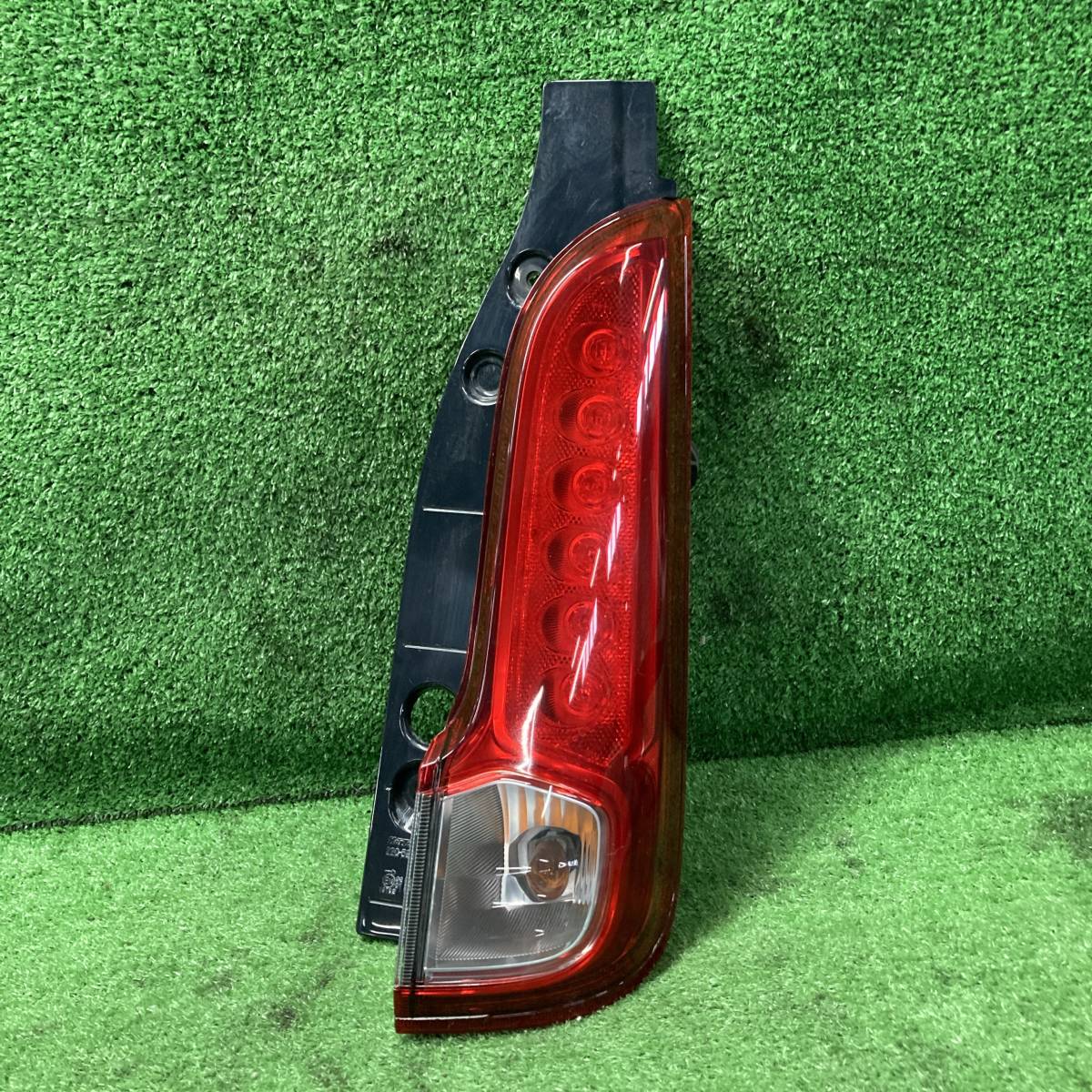 ★☆最終値下げ!! フレアワゴン XG MM42S 右 テールランプ テールライト KOITO 220-59294 LED (A1211)☆★拍卖