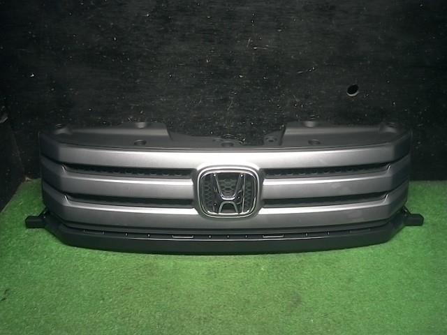 ☆フリードスパイク Gジャストセレクション GB3 ラジエータグリル 71121-SFM-003拍卖